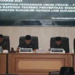 Bupati Sukabumi Marwan Hamami hadiri Rapat Paripurna DPRD beragendakan salah satunya penyampaian nota pengantar Raperda APBD 2024. (Sumber : Dokpim Pemkab Sukabumi)